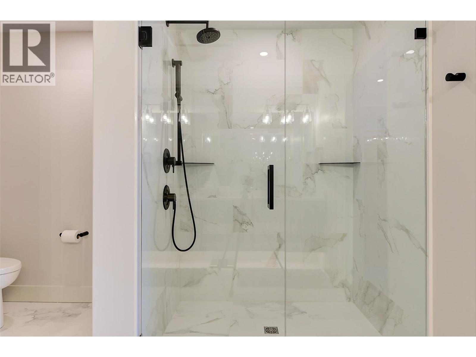 5991 Princess Street, Peachland