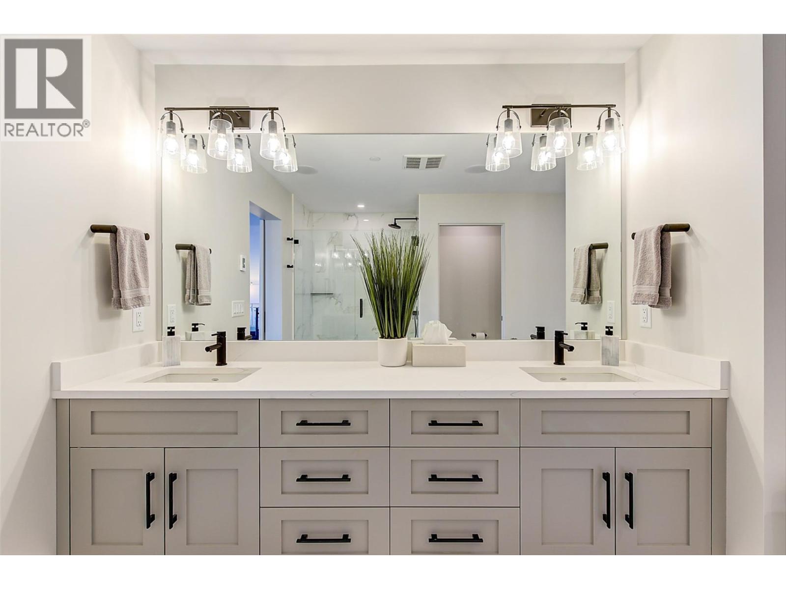 5991 Princess Street, Peachland