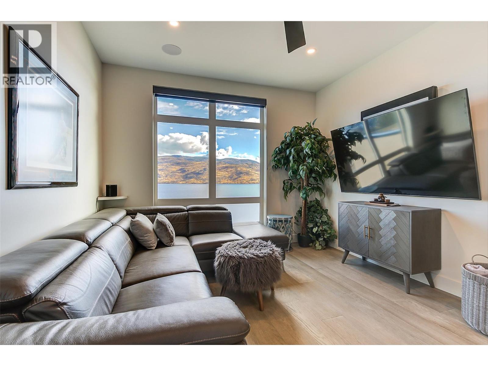 5991 Princess Street, Peachland