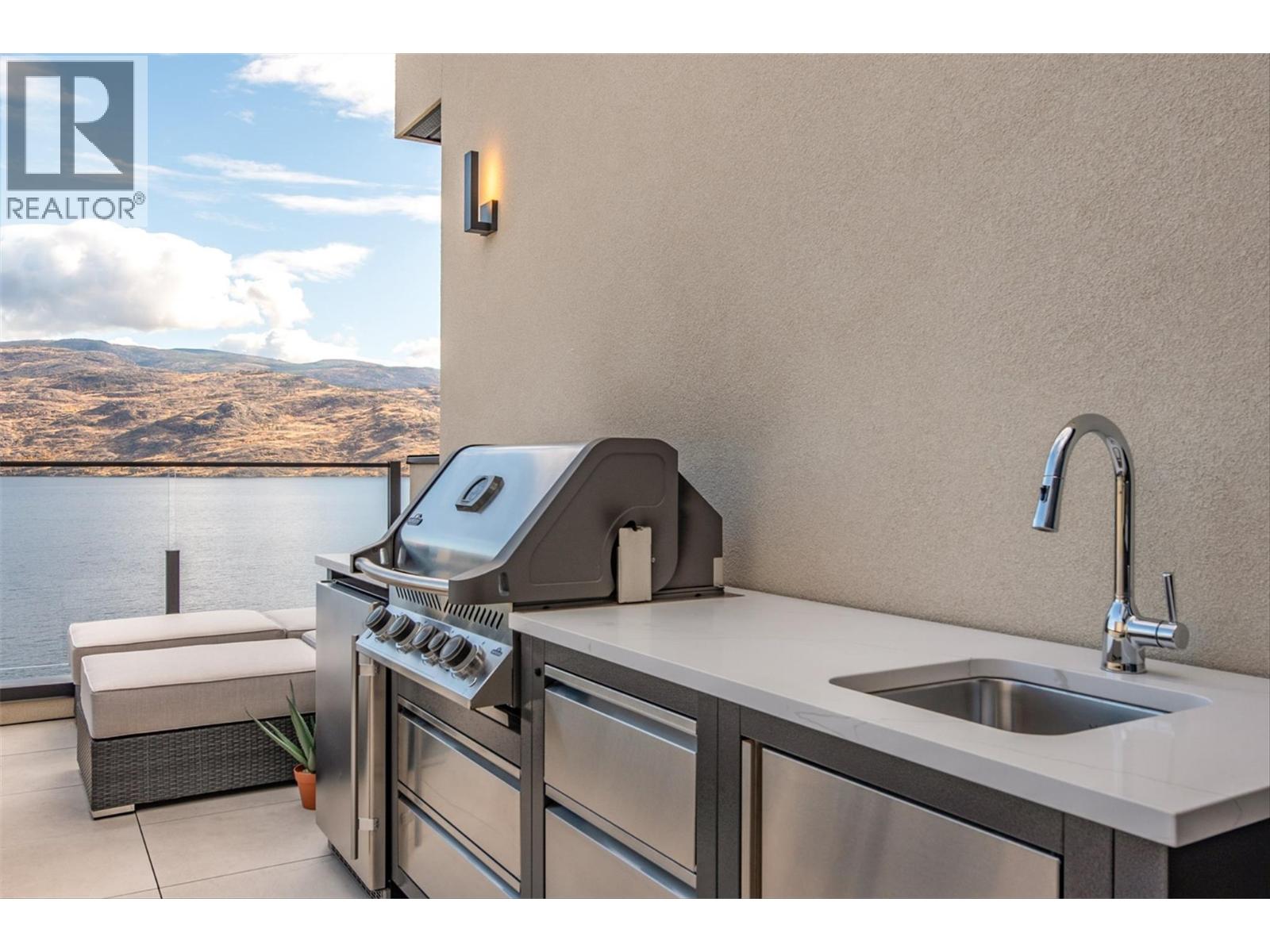 5991 Princess Street, Peachland