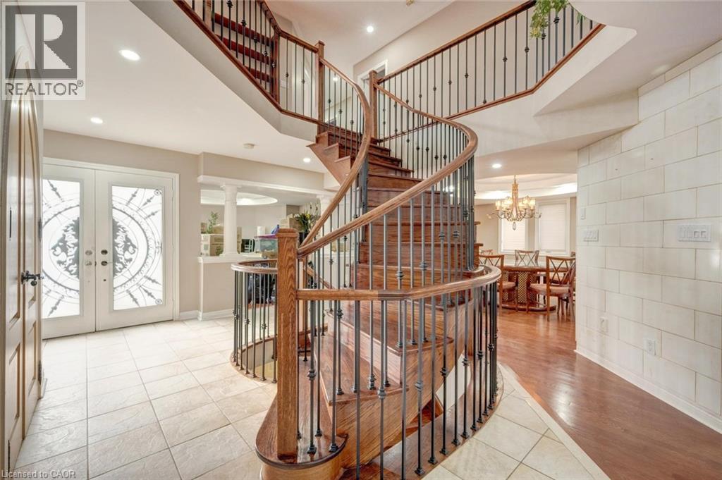 34 FORSYTH Crescent - 8