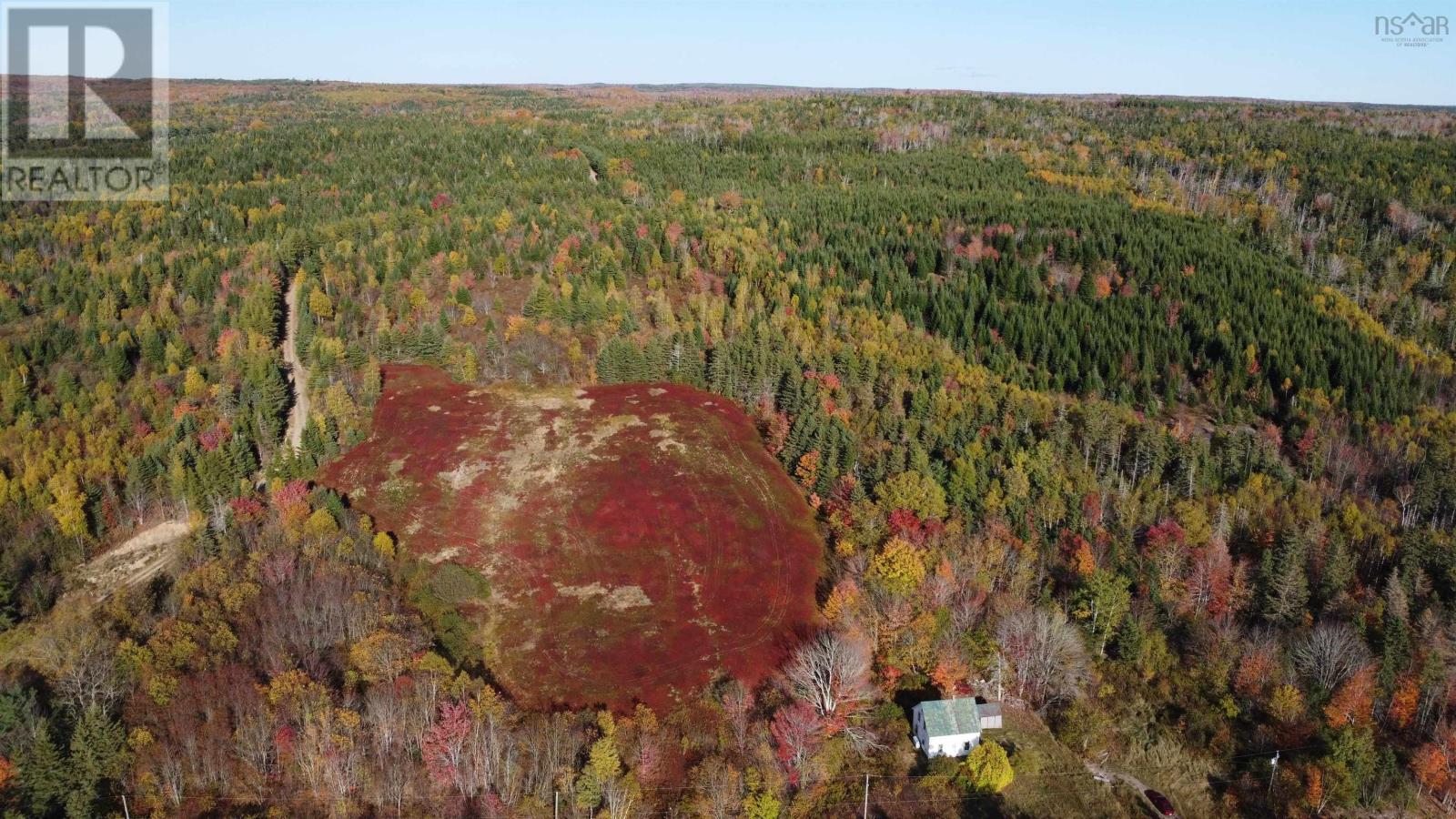 Property 23 of 27 of 414 Sherbrooke Road