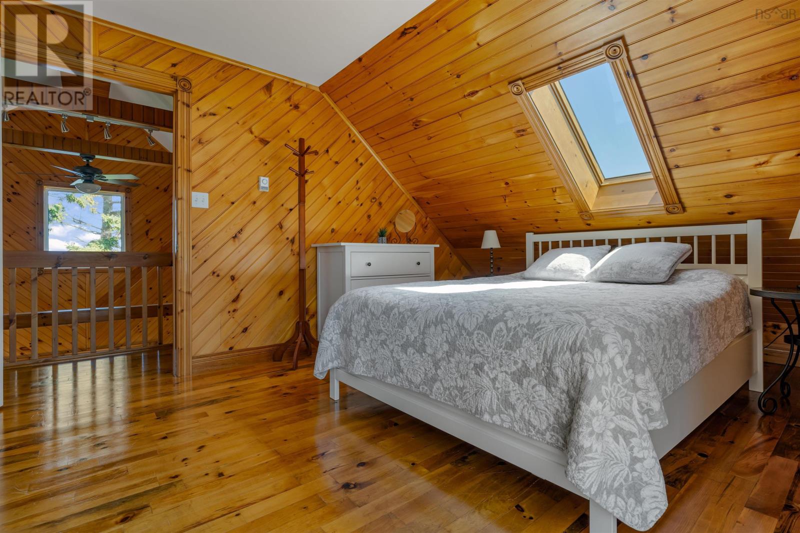 523 CARIBOU ISLAND ROAD - 26