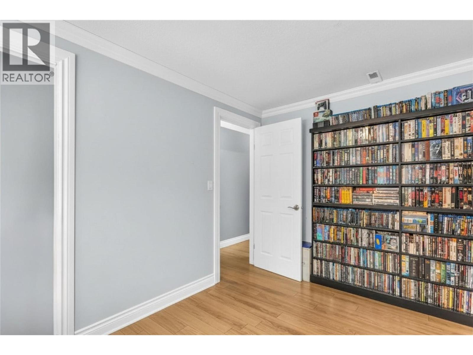 863 Hammer Avenue - 32