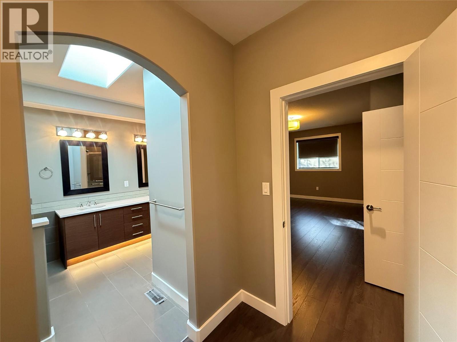 169 170 Stocks Crescent, Penticton