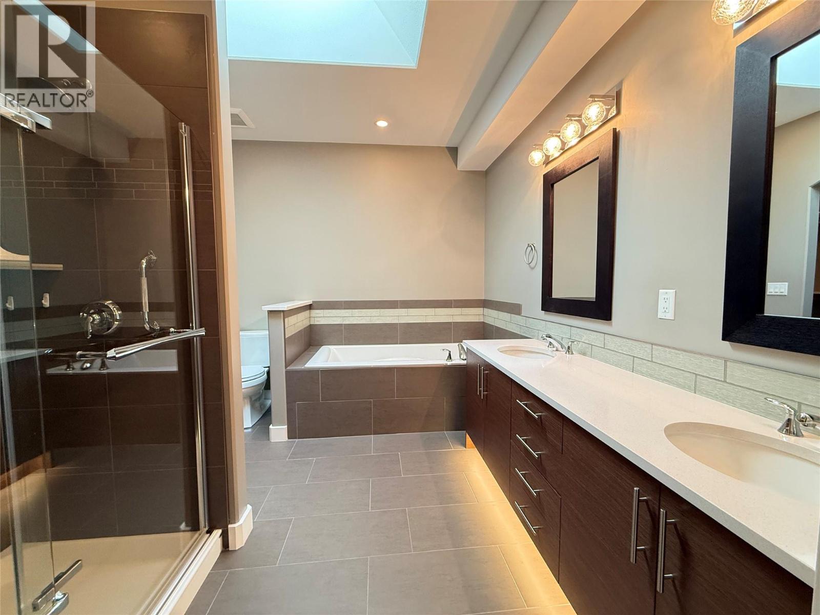 169 170 Stocks Crescent, Penticton