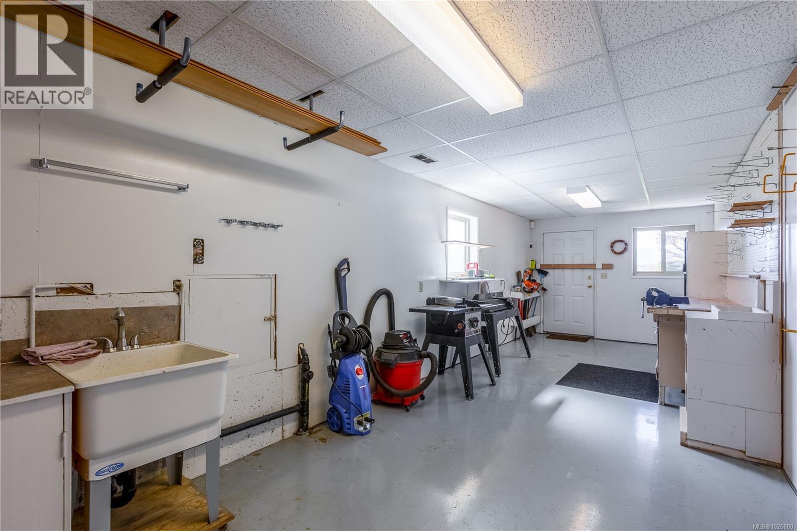 1575 WILLIAMS RD - 28