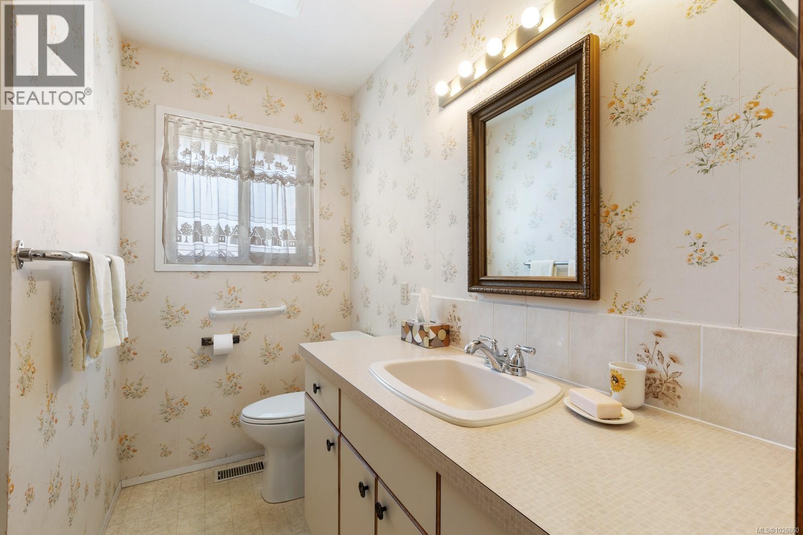 1575 WILLIAMS RD - 18