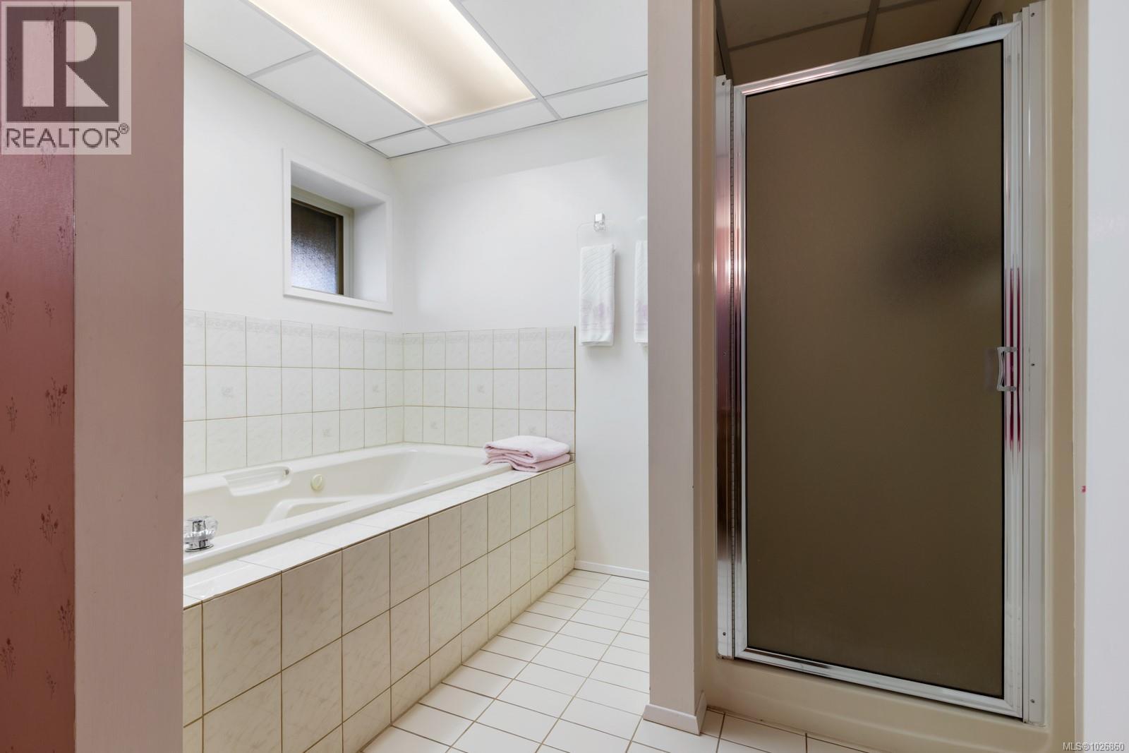 1575 WILLIAMS RD - 46