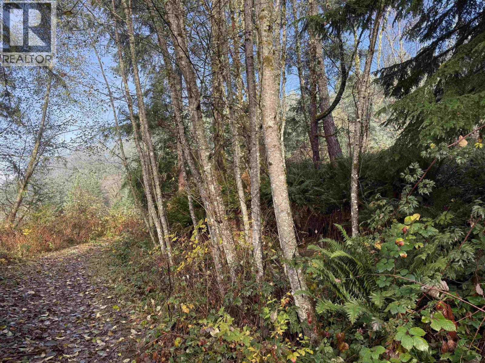 1594 CEMETERY ROAD, Gibsons