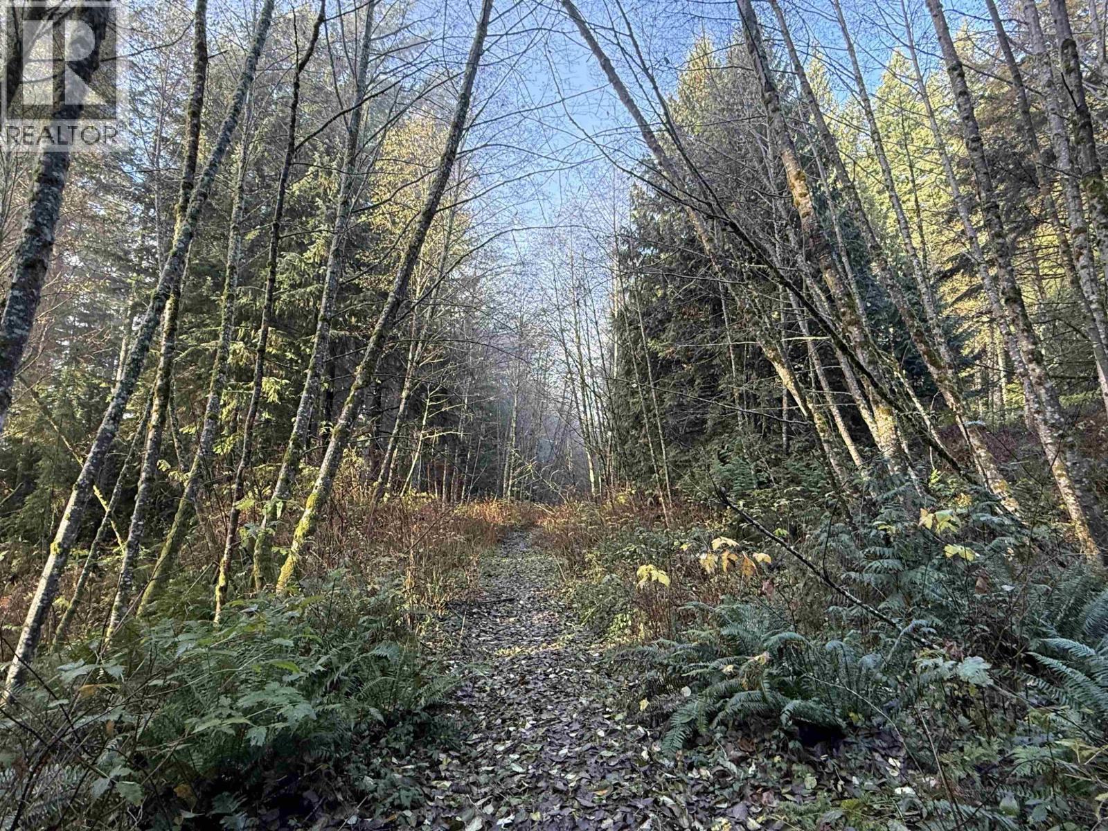 1594 CEMETERY ROAD, Gibsons