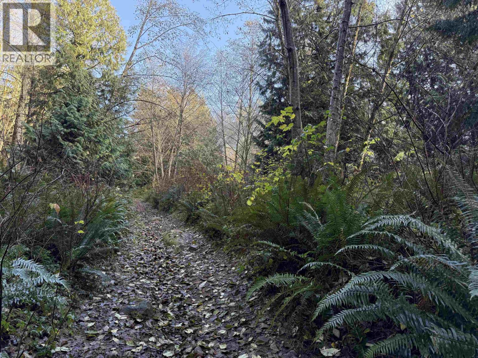 1594 CEMETERY ROAD, Gibsons