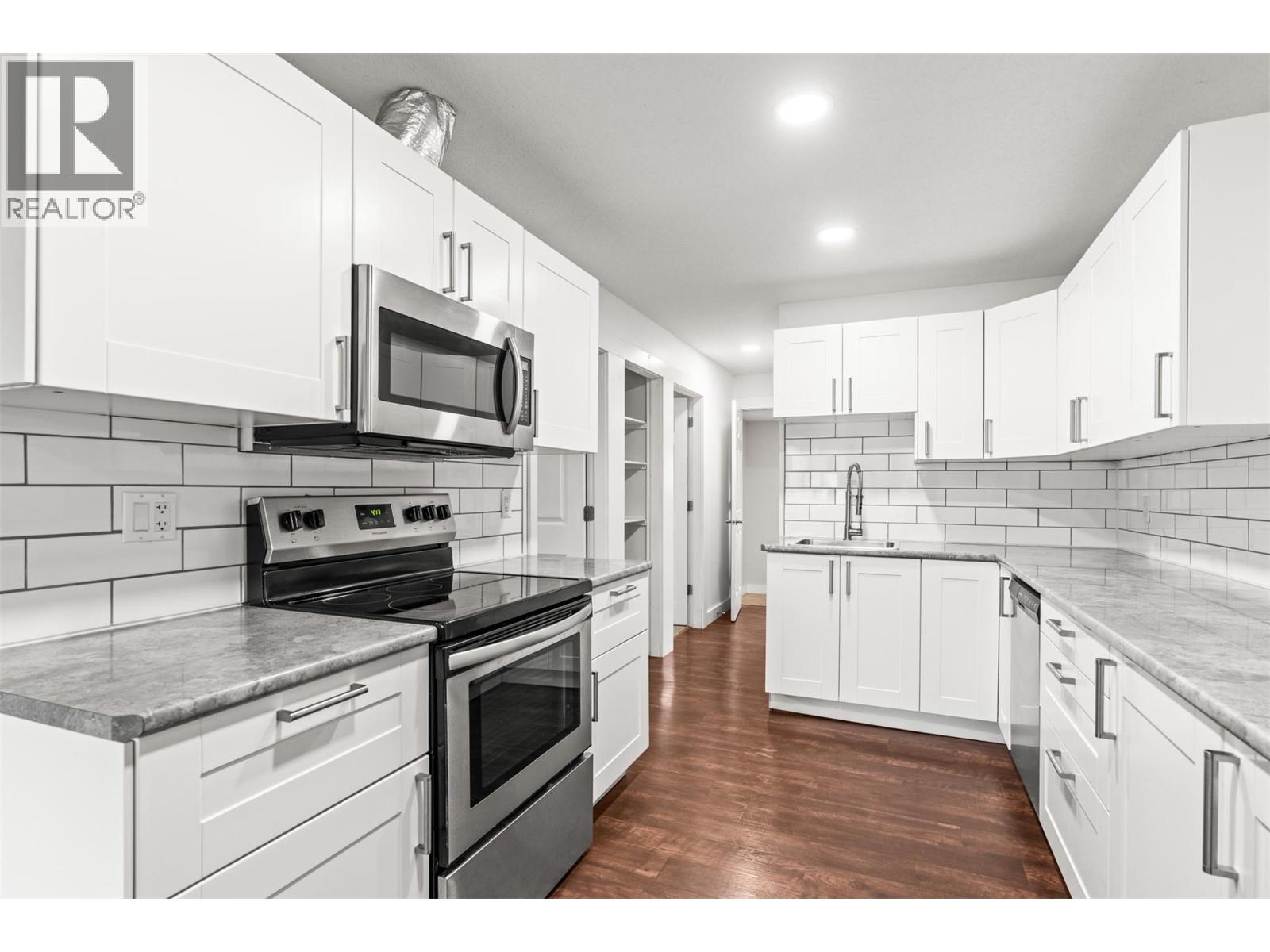 2706 38 Street, Vernon