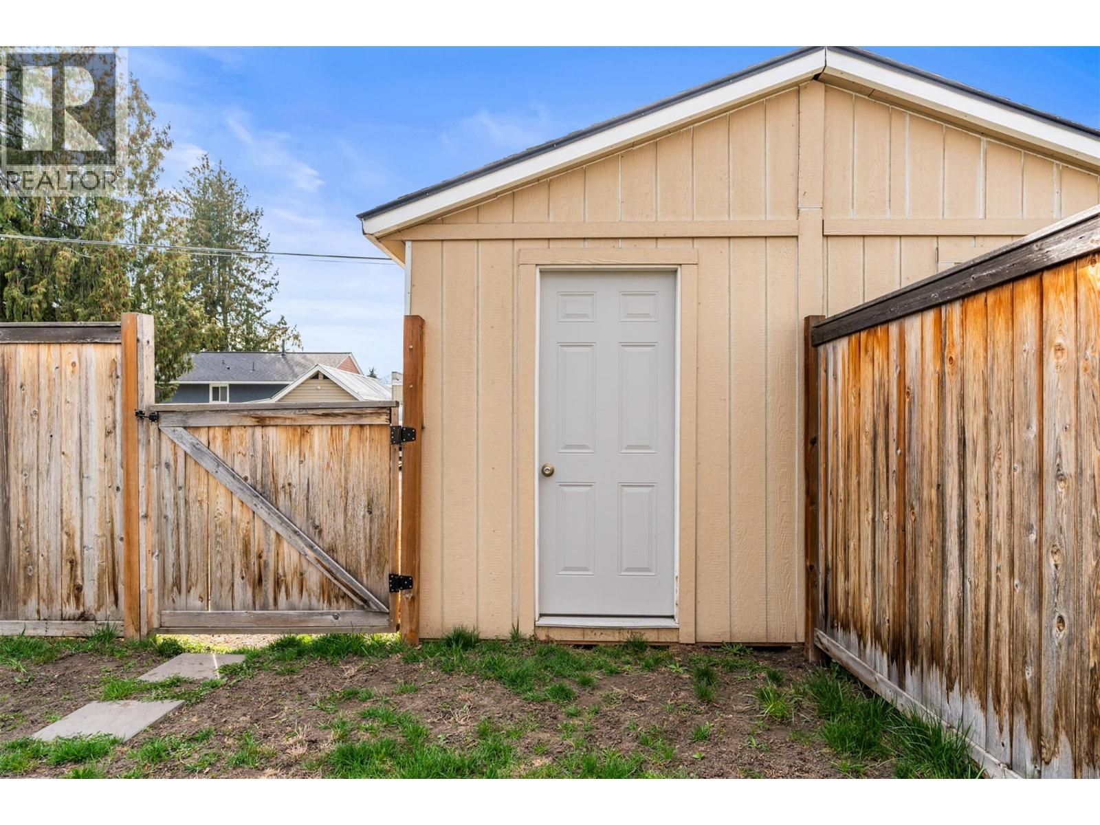 2706 38 Street, Vernon