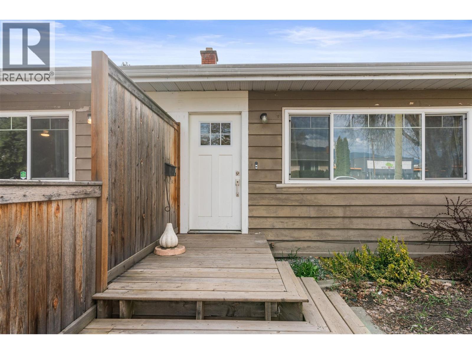 2706 38 Street, Vernon