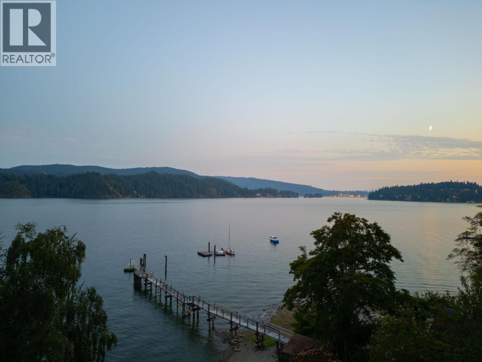 5439 INDIAN RIVER DRIVE, North Vancouver