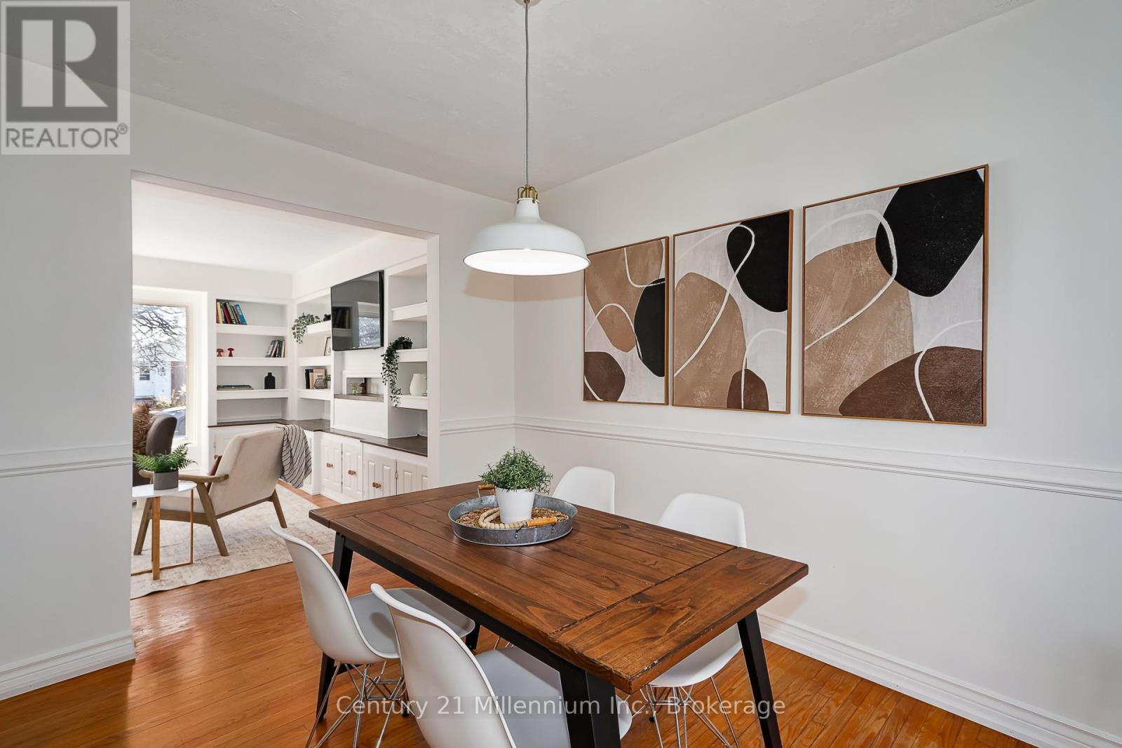22 DICKSON ROAD - 8