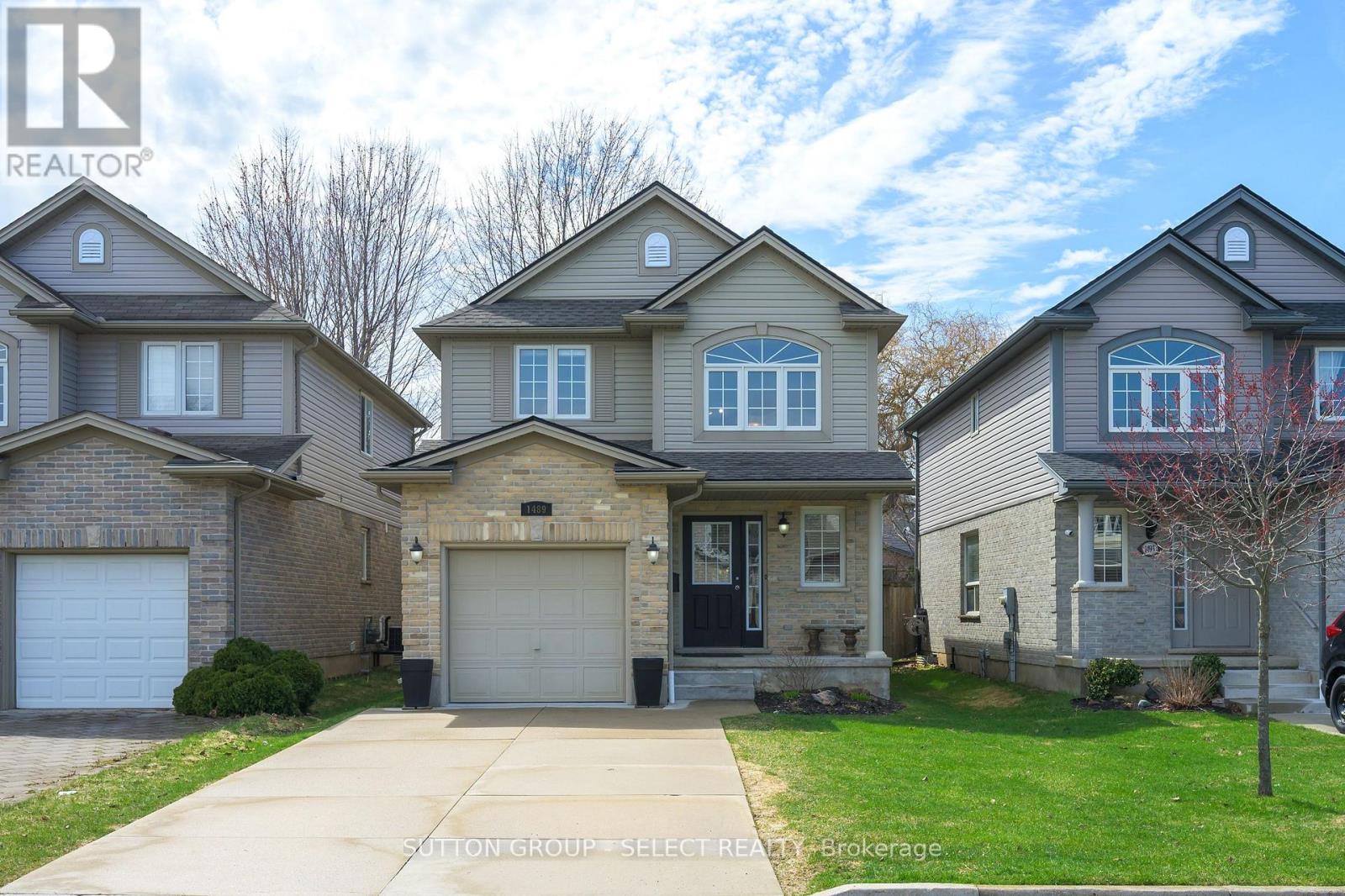 1489 MICKLEBOROUGH DRIVE