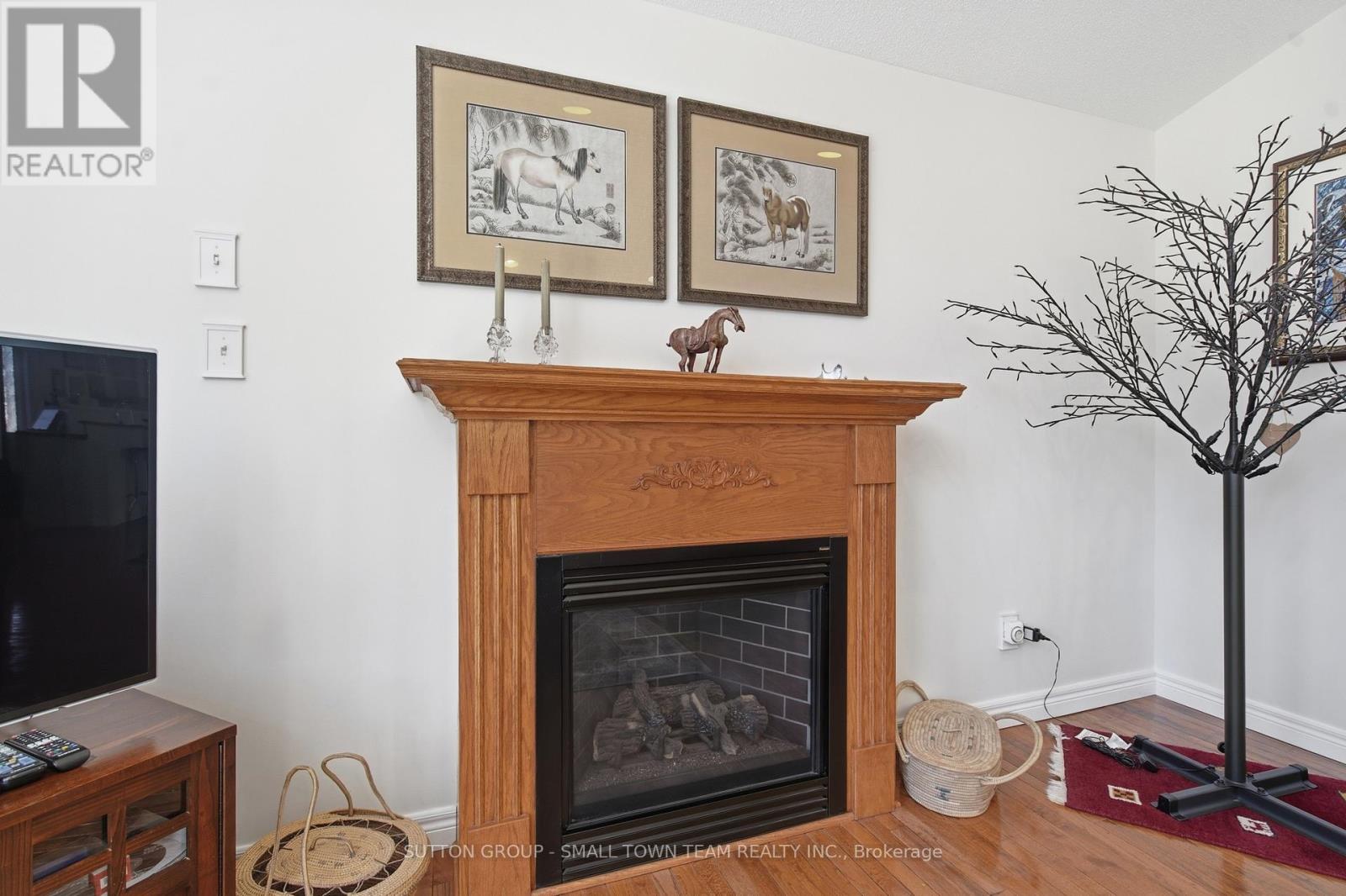 8816 TIMBERWOOD TRAIL Property Photo