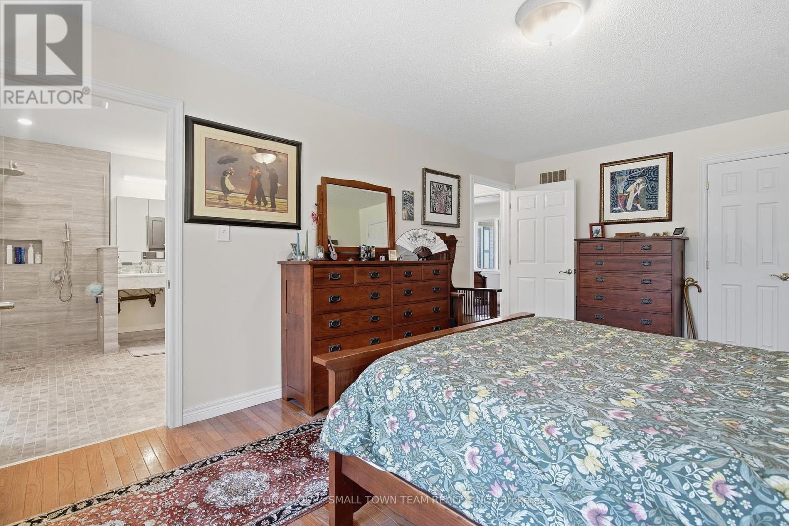 8816 TIMBERWOOD TRAIL Property Photo