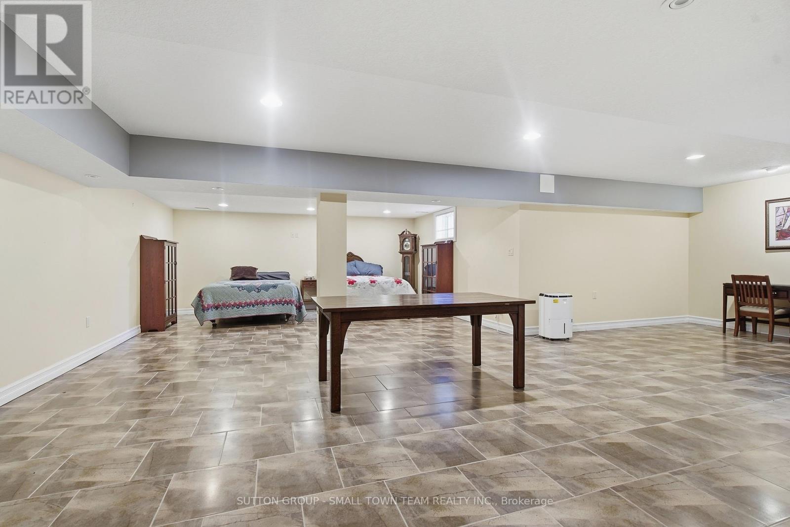 8816 TIMBERWOOD TRAIL Property Photo