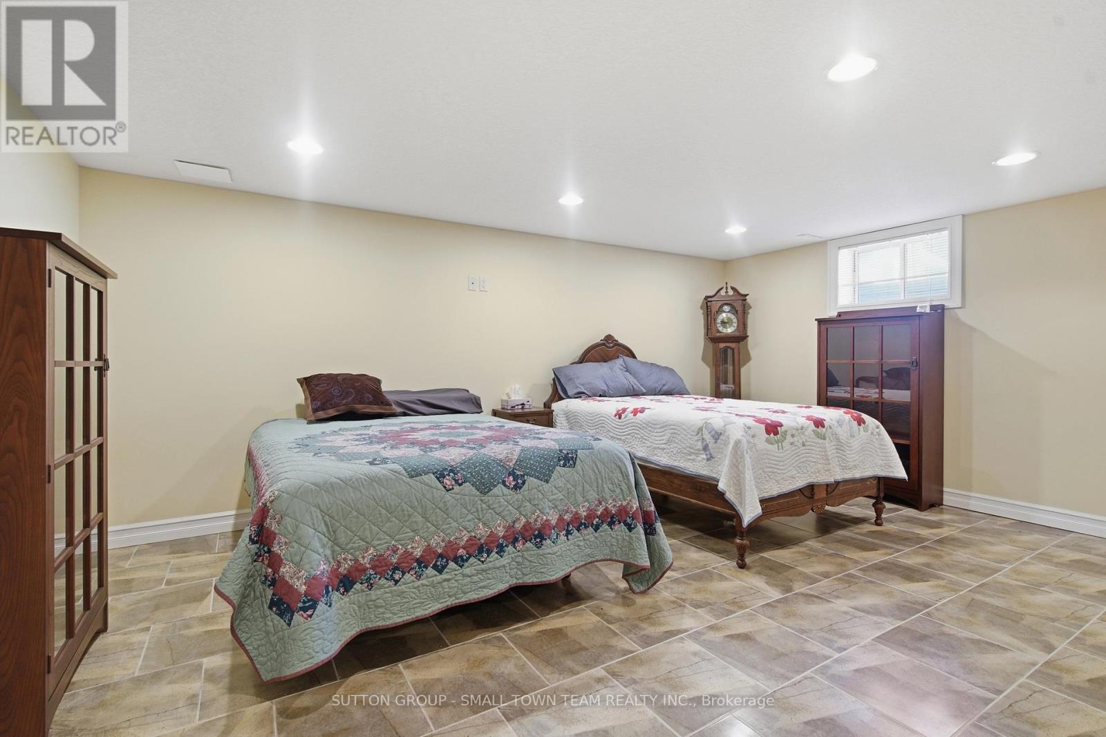 8816 TIMBERWOOD TRAIL Property Photo