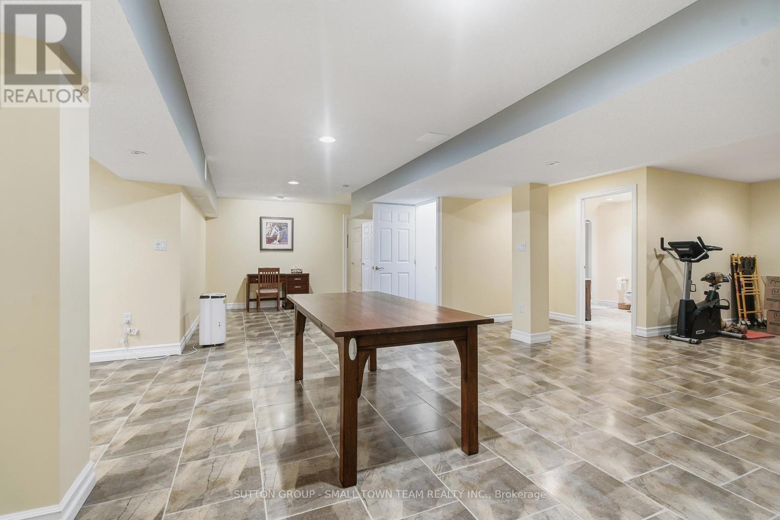 8816 TIMBERWOOD TRAIL Property Photo