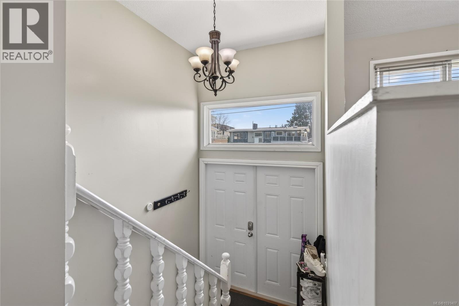 680 Alpine Rd, Campbell River