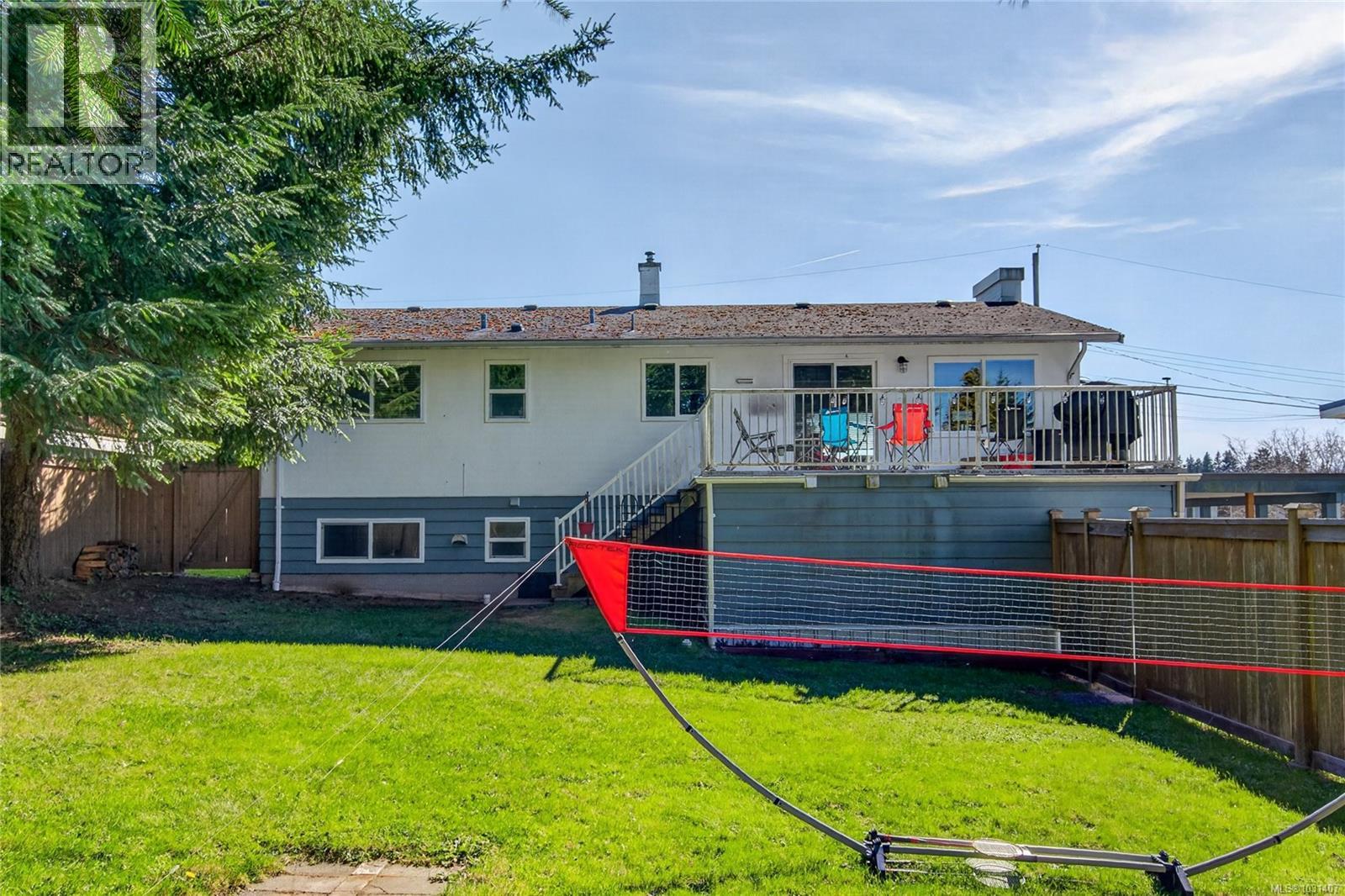 680 Alpine Rd, Campbell River