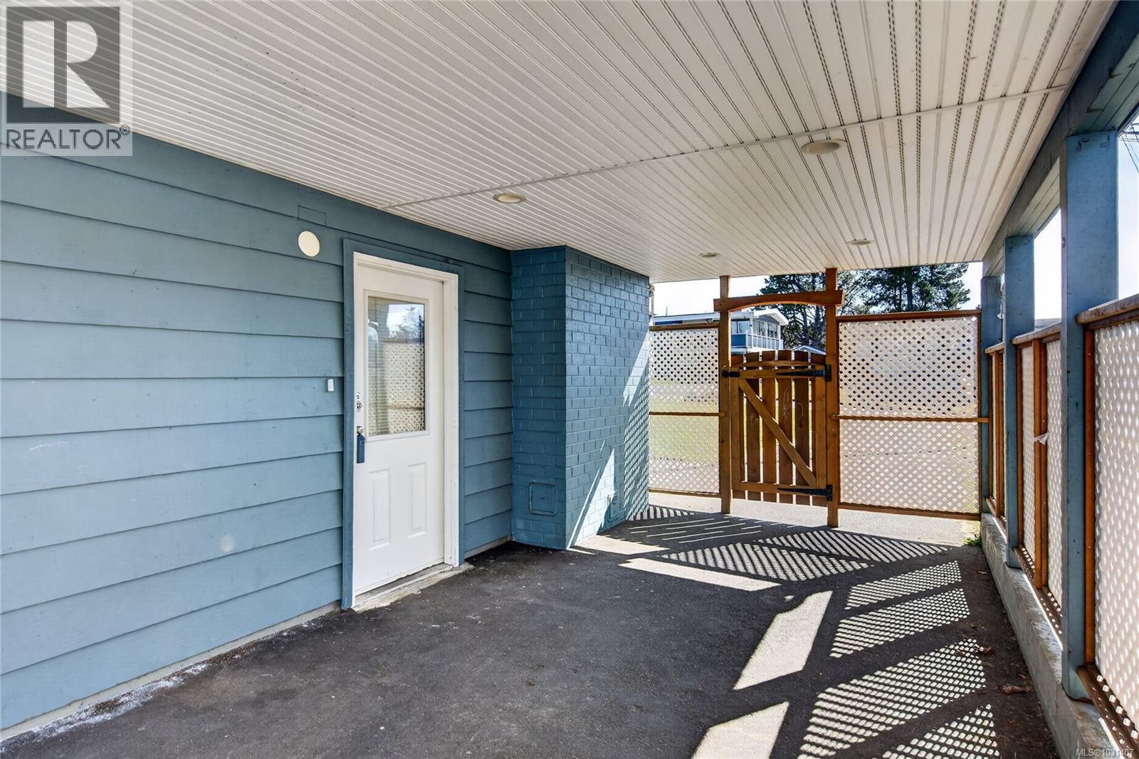 680 Alpine Rd, Campbell River