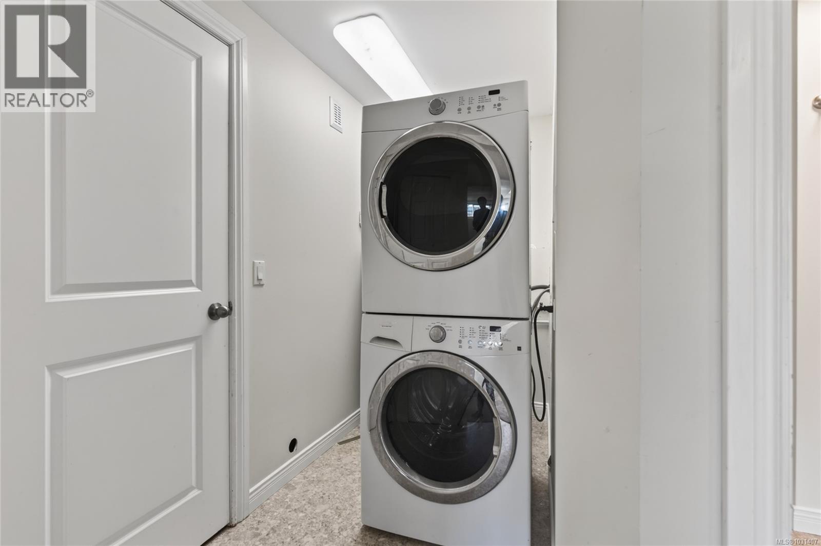 680 Alpine Rd, Campbell River