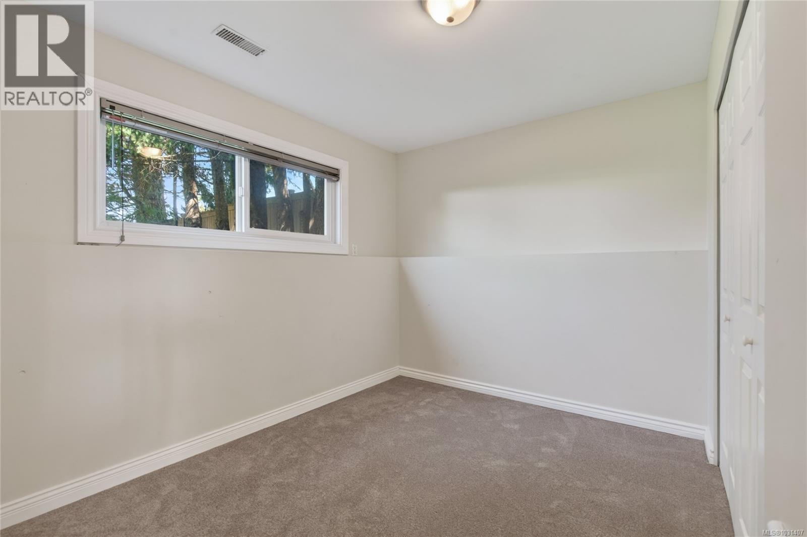 680 Alpine Rd, Campbell River