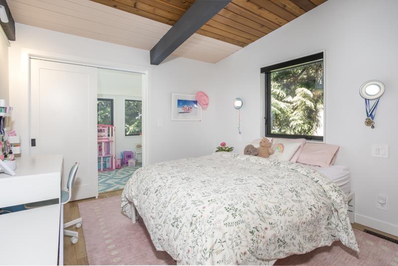 2601 DOGWOOD DRIVE, Surrey