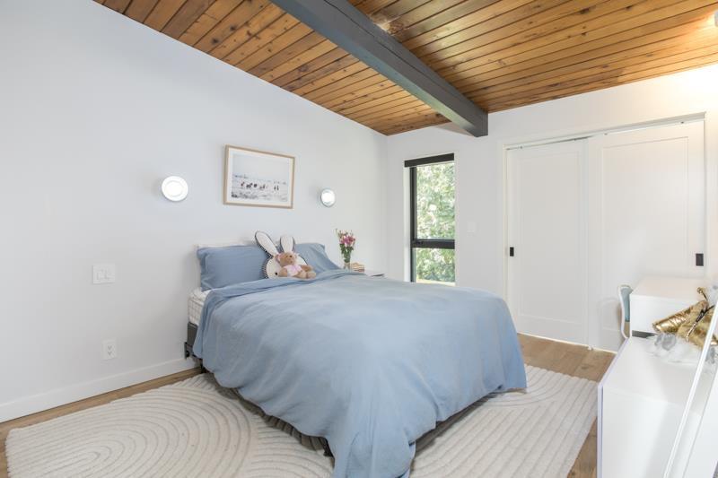 2601 DOGWOOD DRIVE, Surrey