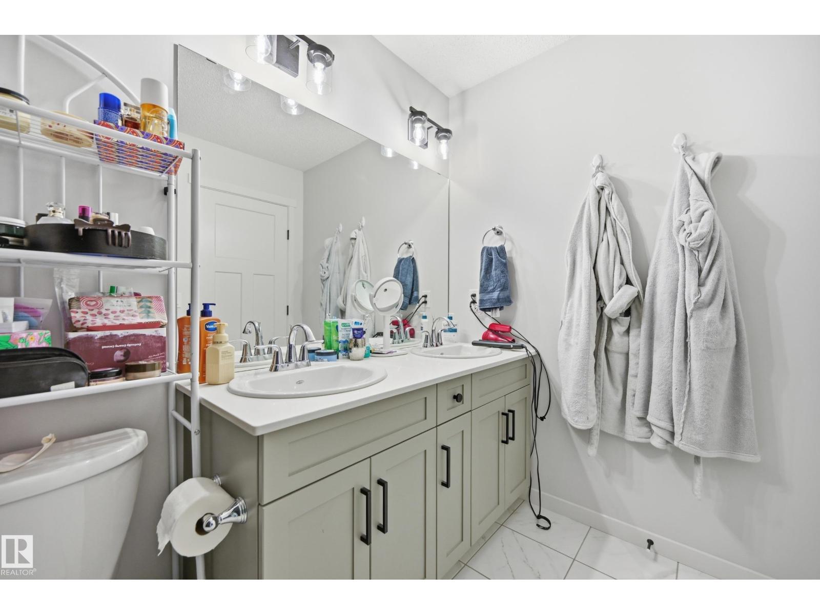 9235 223 ST NW - 18