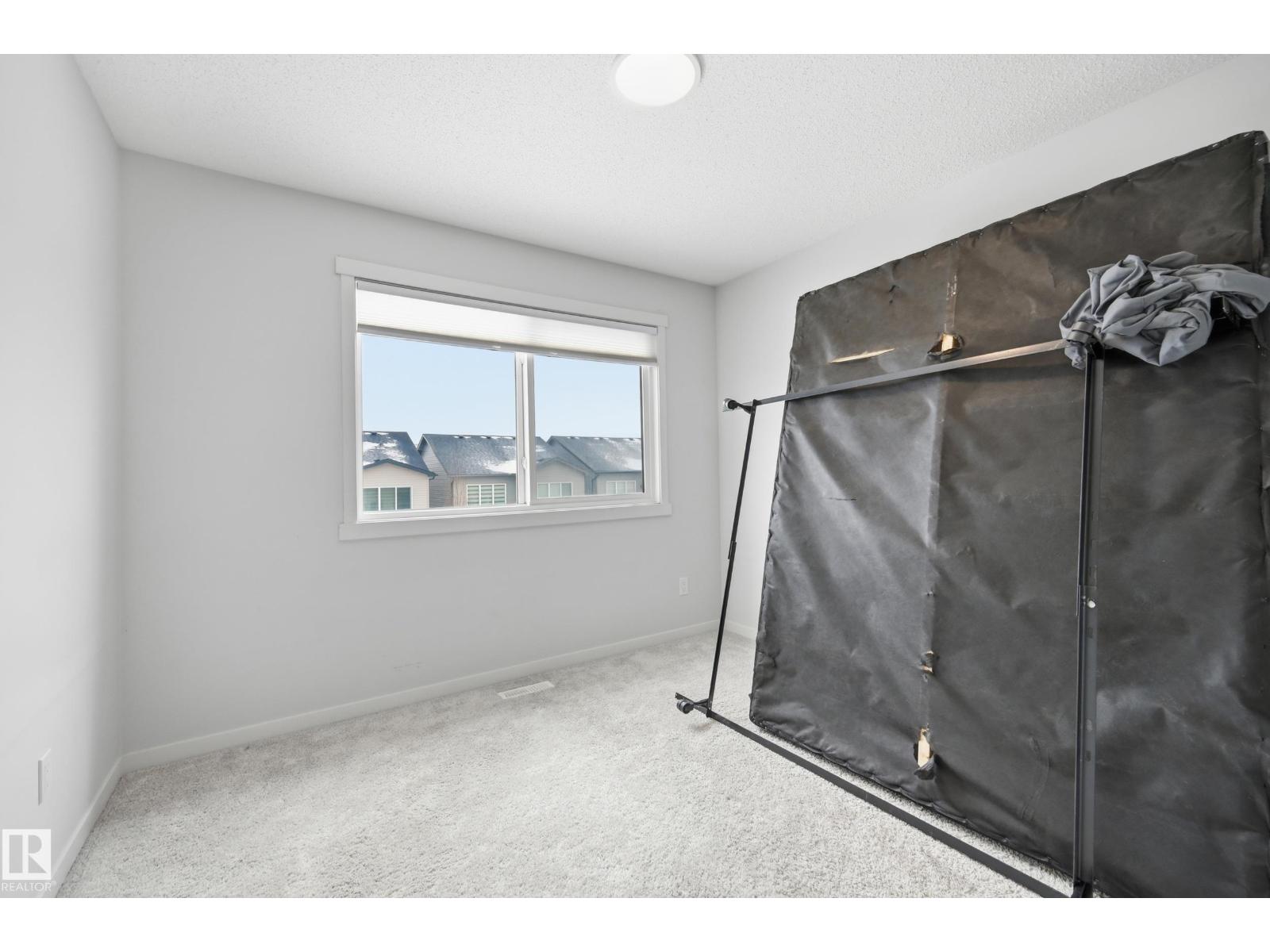 9235 223 ST NW - 22