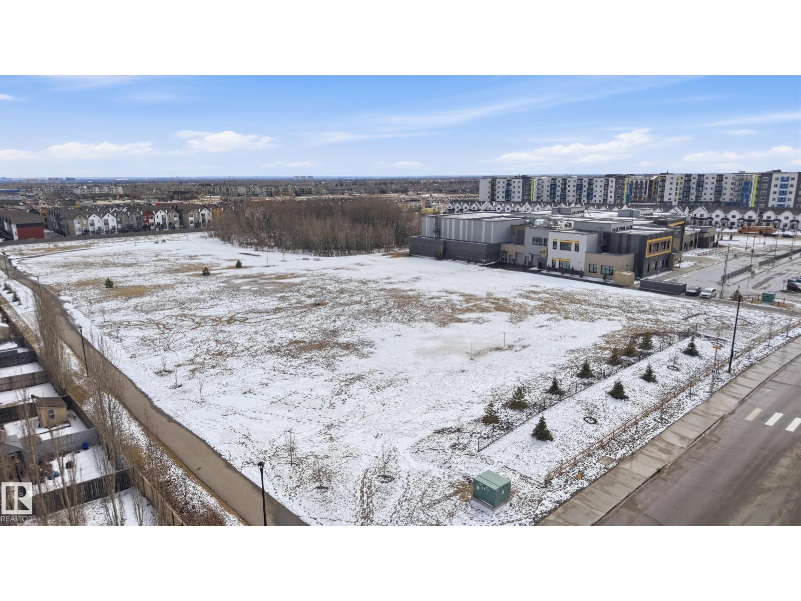 9235 223 ST NW - 34