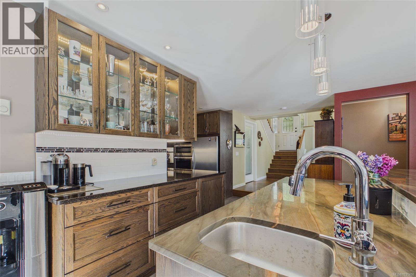 1361 BODINGTON RD - 14