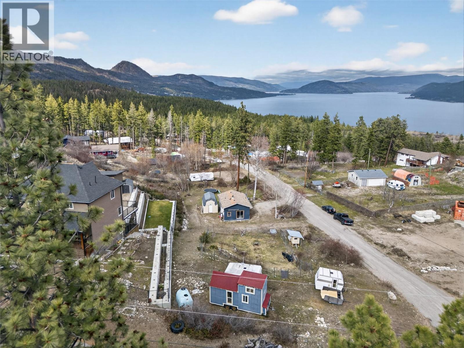 754 Wood Road, Kelowna