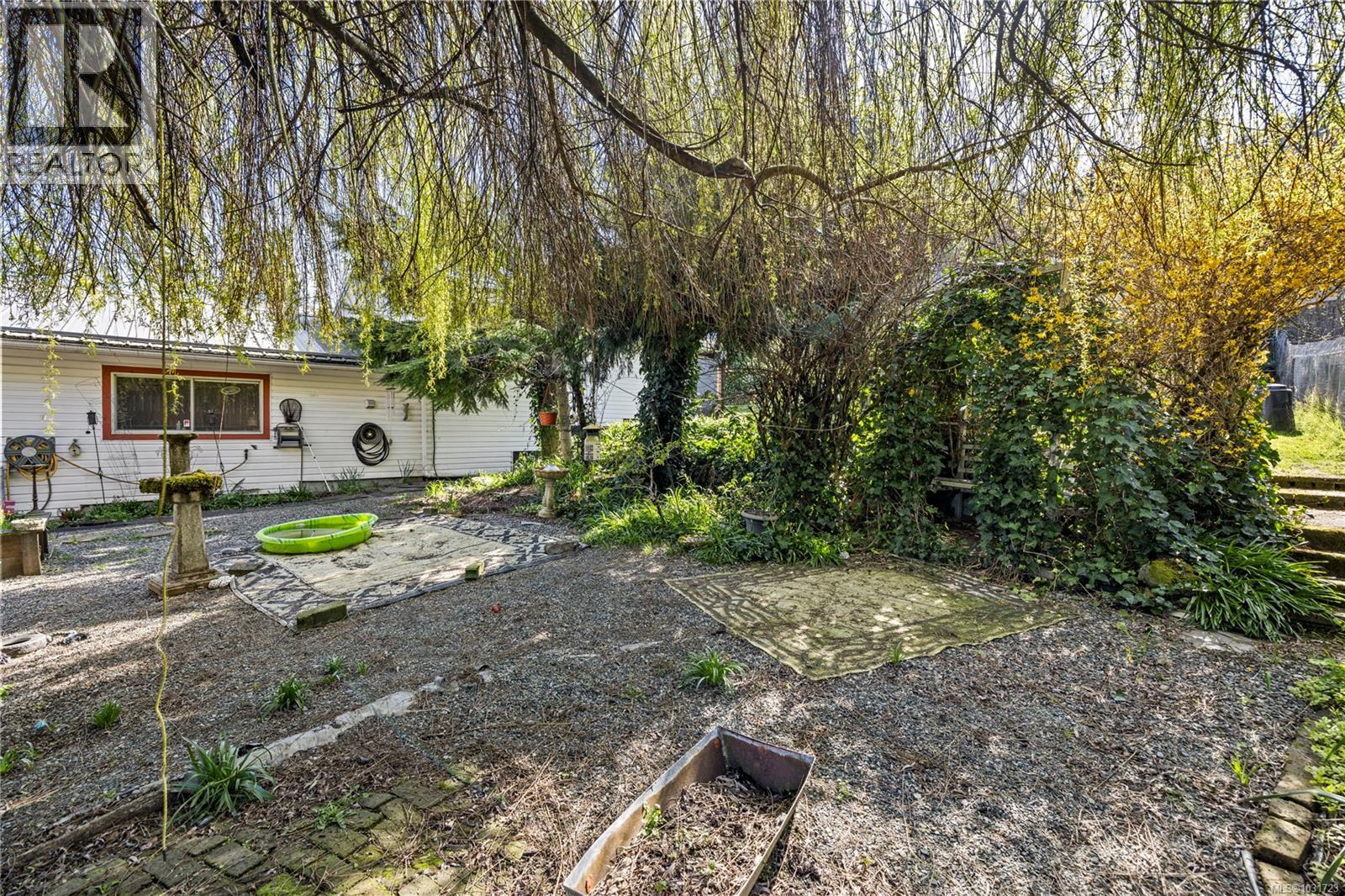 426 Davis Rd - 50