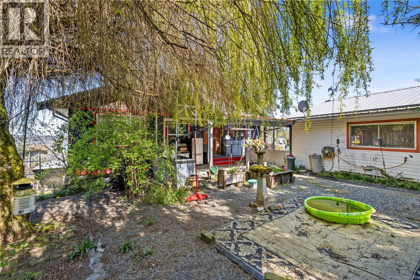 426 Davis Rd - 48