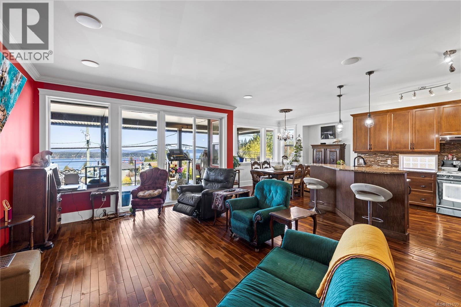 426 Davis Rd - 7