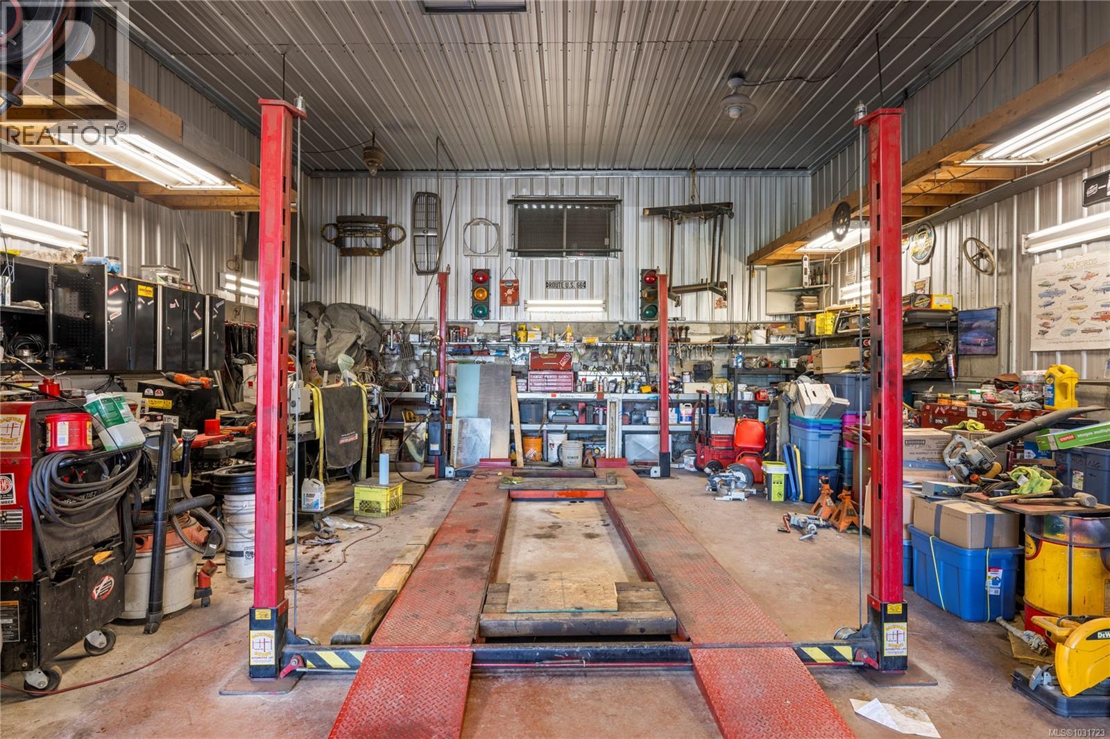 426 Davis Rd - 46