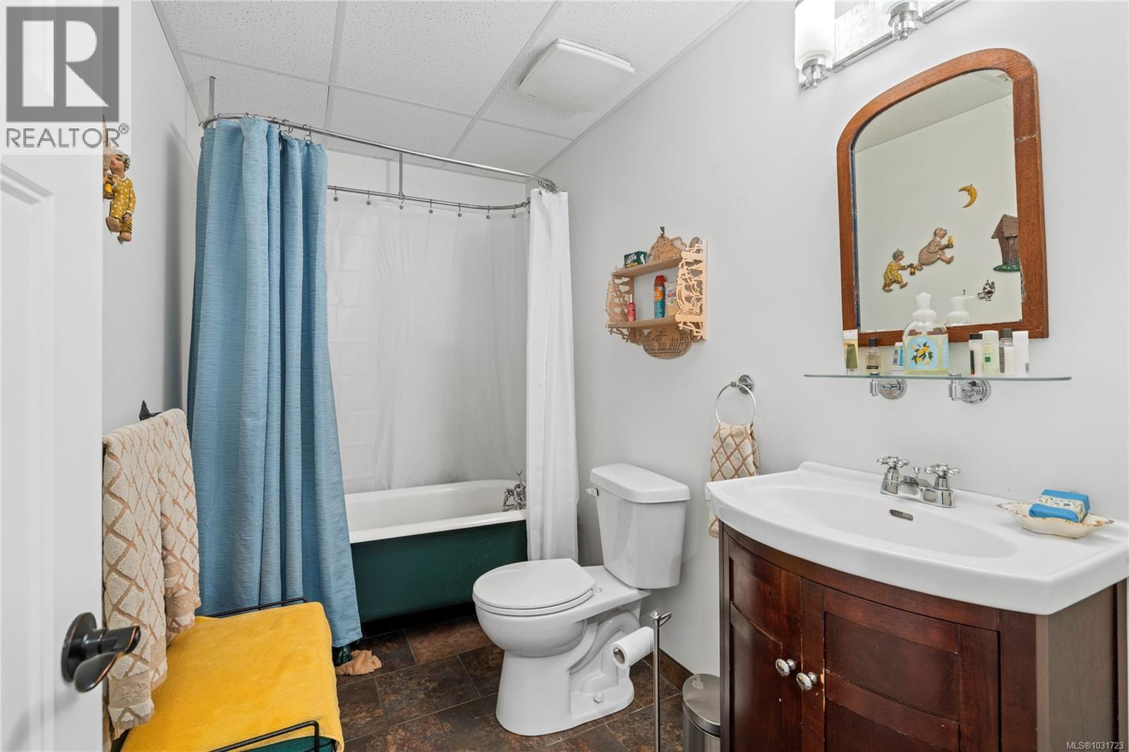 426 Davis Rd - 31