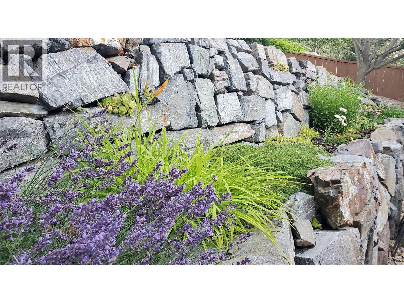 1936 GRANDVIEW AVENUE - 79