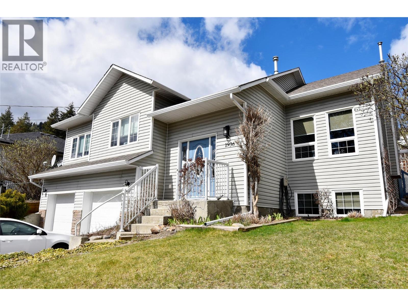 1936 Grandview Avenue - 73
