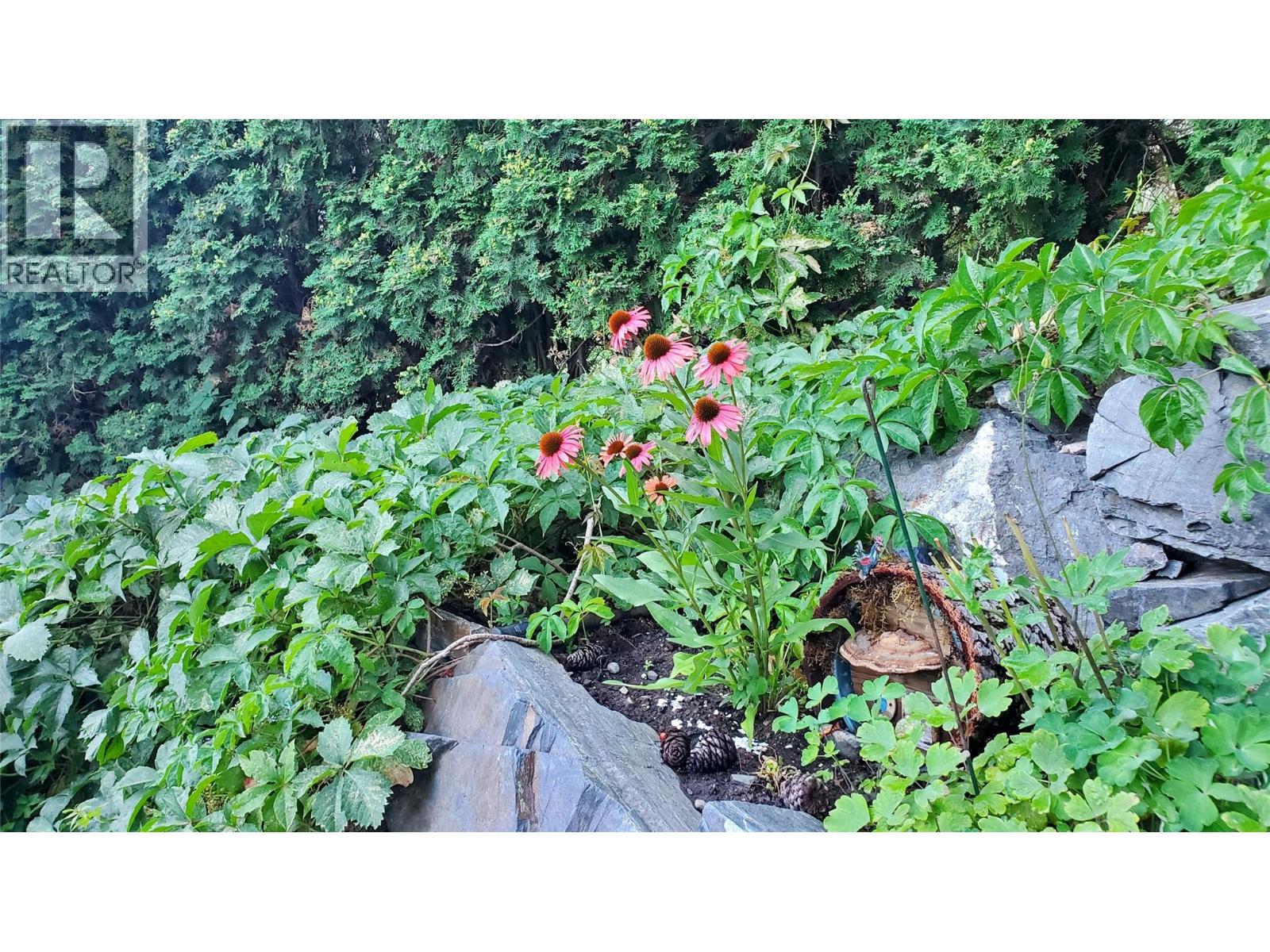 1936 GRANDVIEW AVENUE - 80