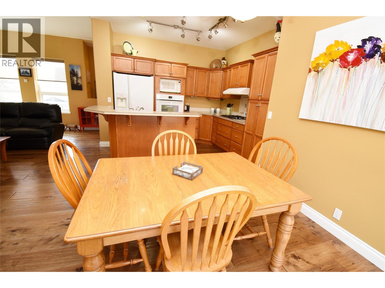 1936 GRANDVIEW AVENUE - 25