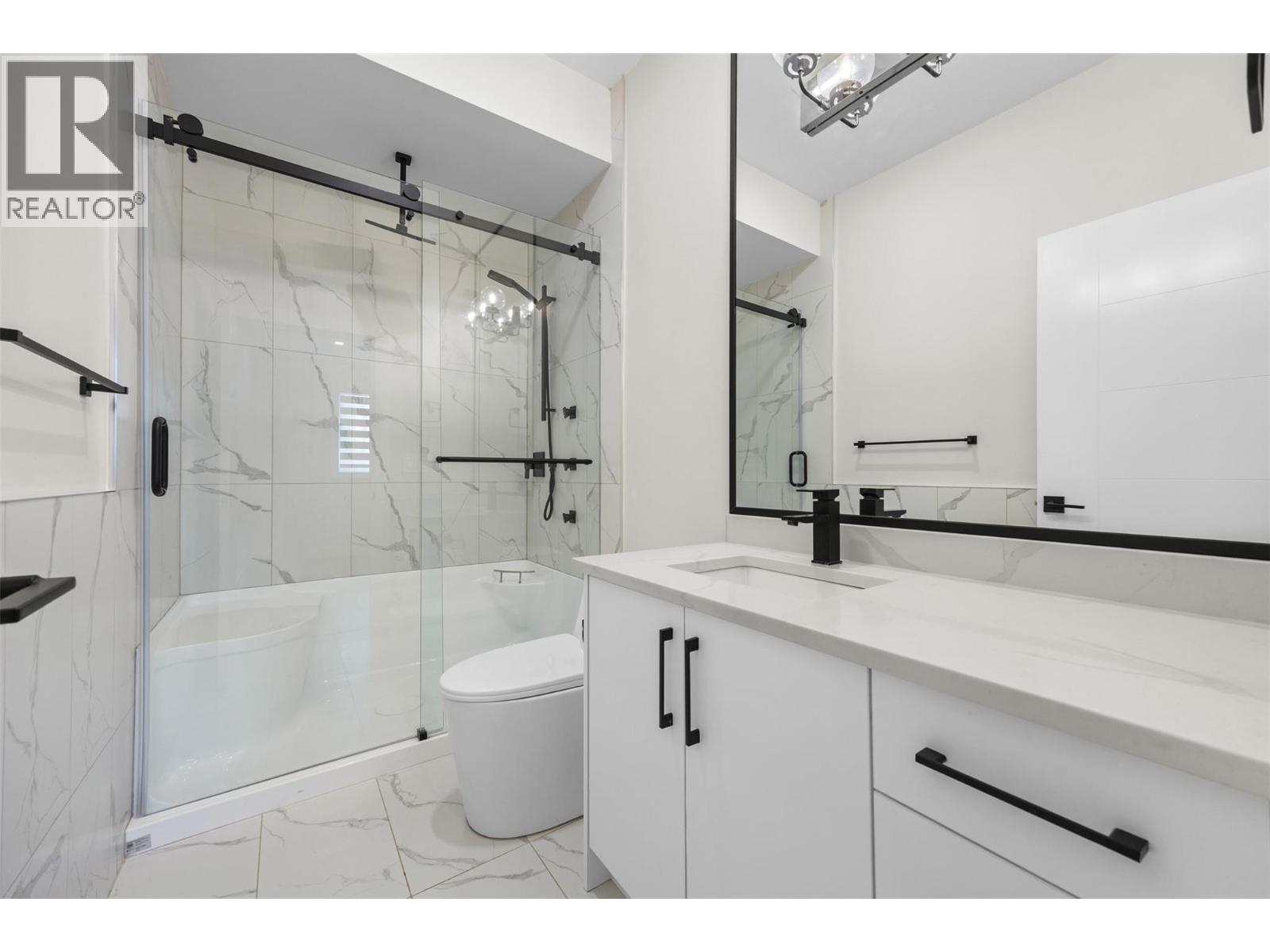 2165 Aberdeen Street, Kelowna