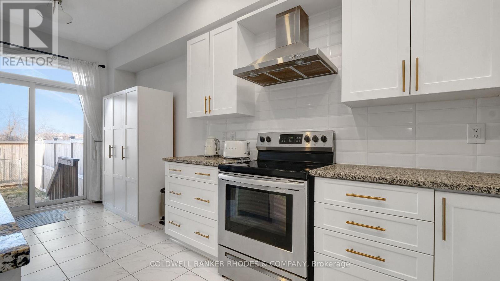 862 CHIPPING CIRCLE - 16